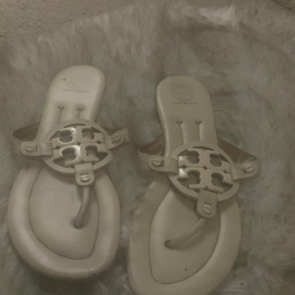 Tory Burch size 8